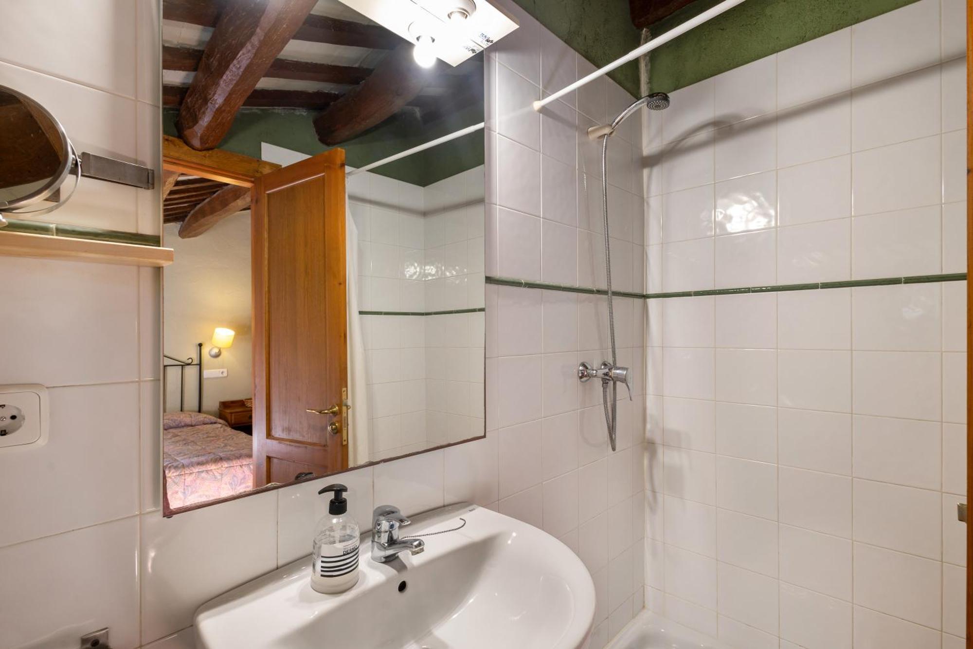 Cal Contra Guest House Gelida Exterior photo